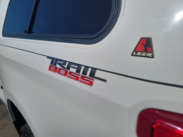 Used 2021 Chevrolet Silverado 1500 LT Trail Boss w/ Convenience Package II image 32