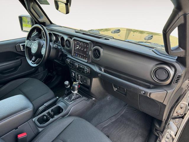 Used 2022 Jeep Gladiator Sport AWD/4WD image 15