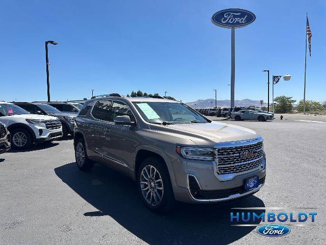 Used 2023 GMC Acadia Denali w/ Denali Ultimate Package AWD/4WD image 3