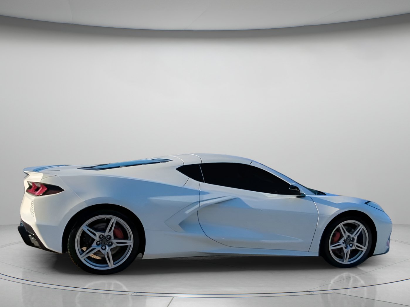 Used 2022 Chevrolet Corvette Stingray Preferred Cpe w/ Z51 Performance Package RWD image 31