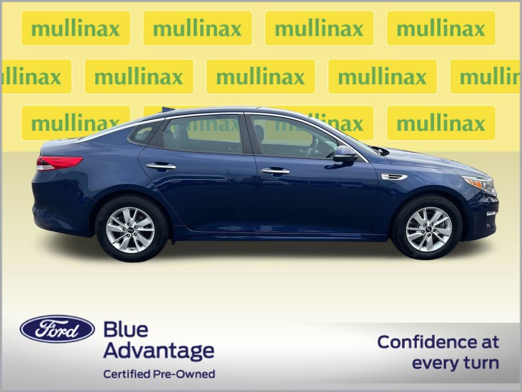 Used 2018 Kia Optima LX FWD image 2