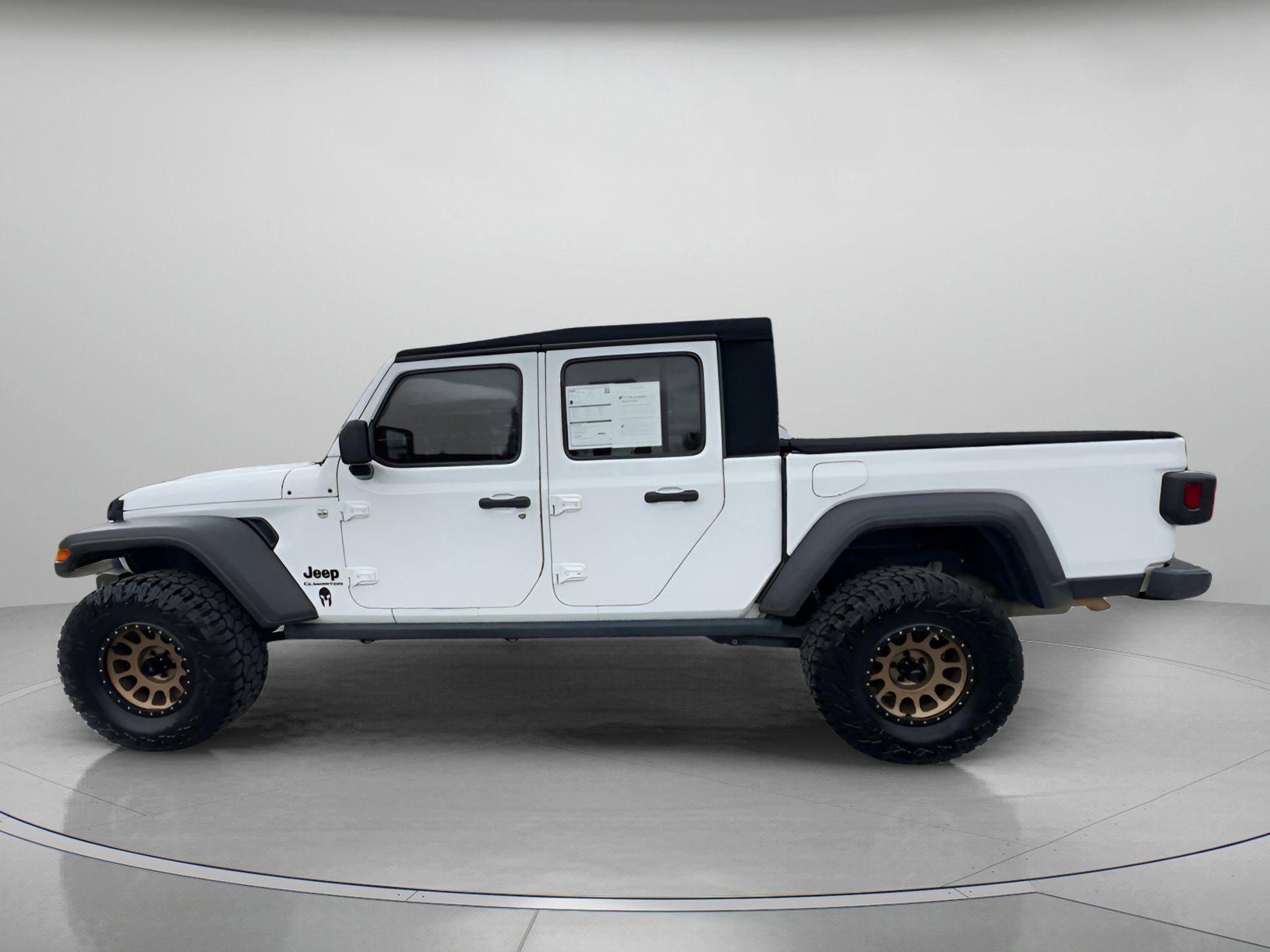 Used 2020 Jeep Gladiator Sport w/ Quick Order Package 24S image 9