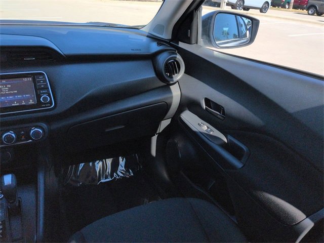 Used 2024 Nissan Kicks S image 17