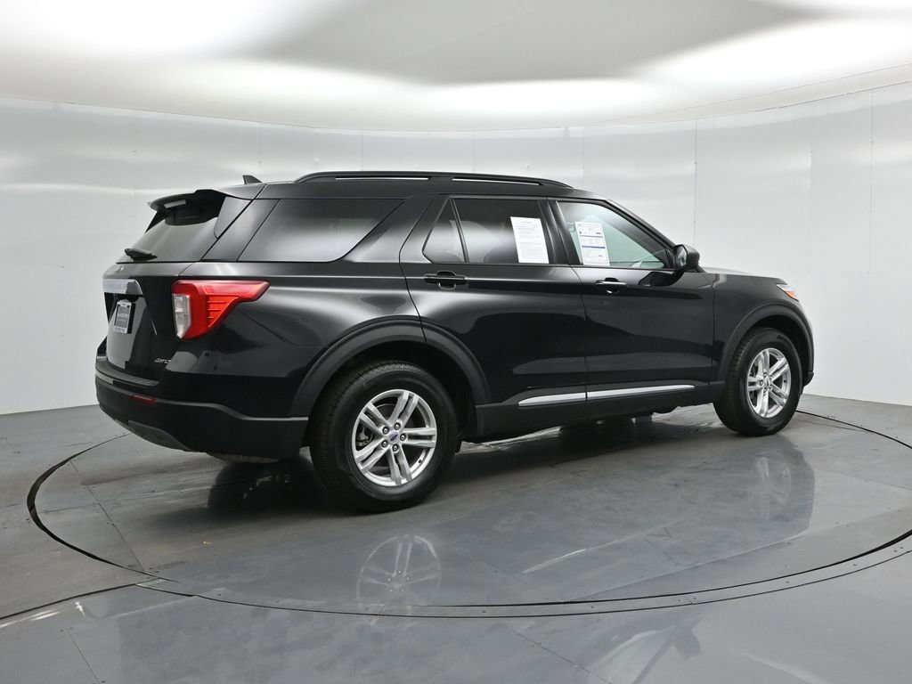Certified 2024 Ford Explorer XLT w/ Equipment Group 202A image 11