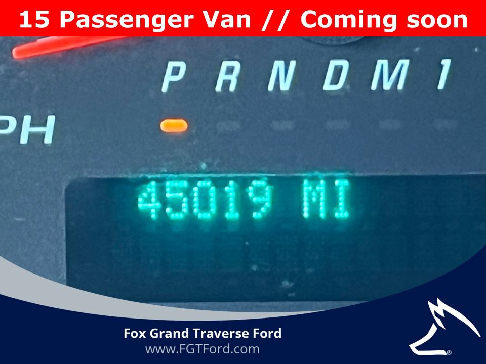 Used 2025 Chevrolet Express 3500 LT w/ LT Preferred Equipment Group image 8