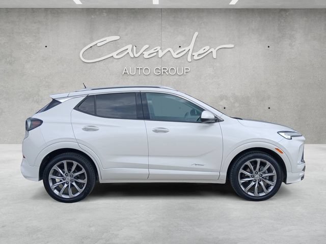 Used 2024 Buick Encore GX Avenir w/ Avenir Convenience Package FWD image 18