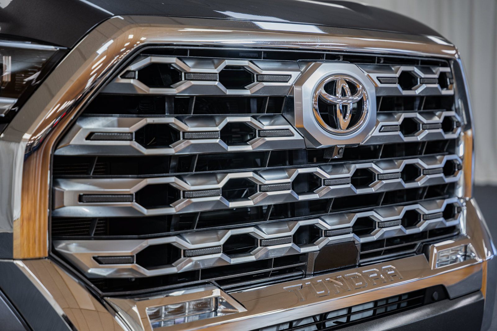 Used 2025 Toyota Tundra 1794 Edition AWD/4WD image 14