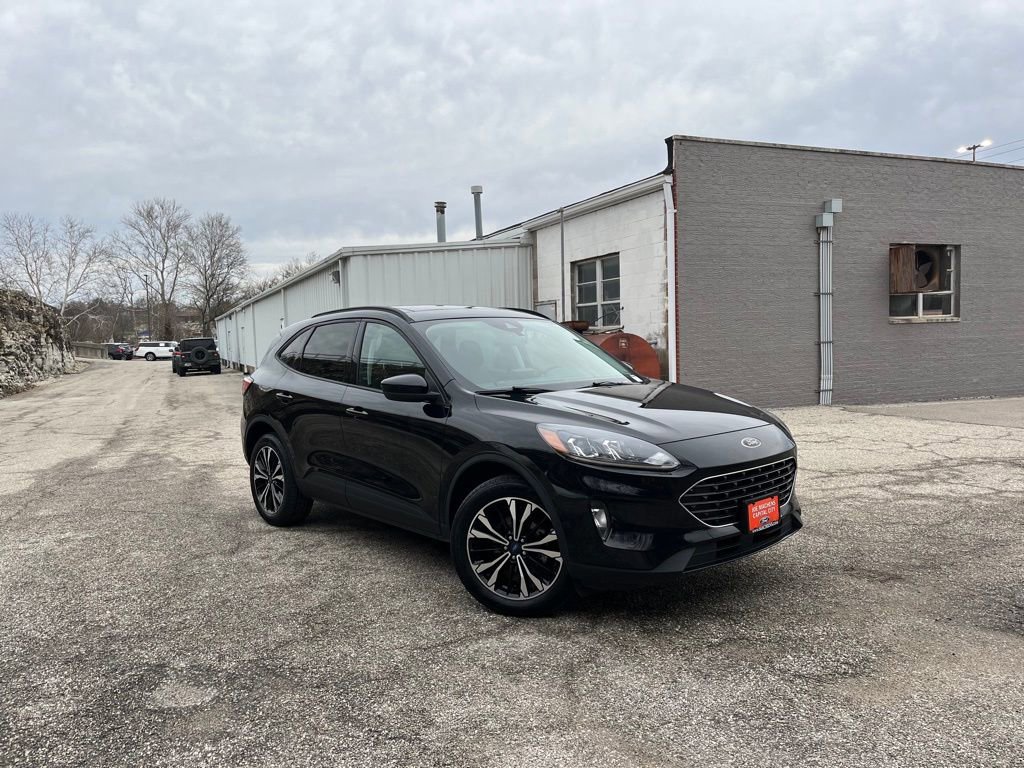 Certified 2022 Ford Escape SEL w/ SEL Stealth AWD Package image 6