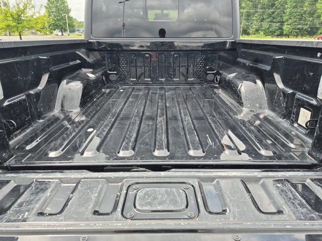 Used 2022 Jeep Gladiator Mojave w/ Cold Weather Group AWD/4WD image 32