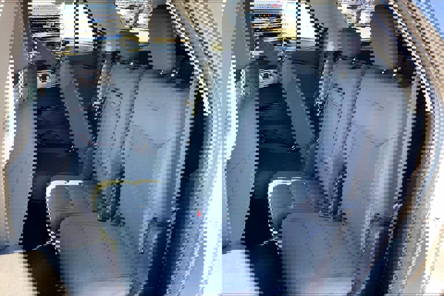 Certified 2025 Ford Explorer Active RWD image 20