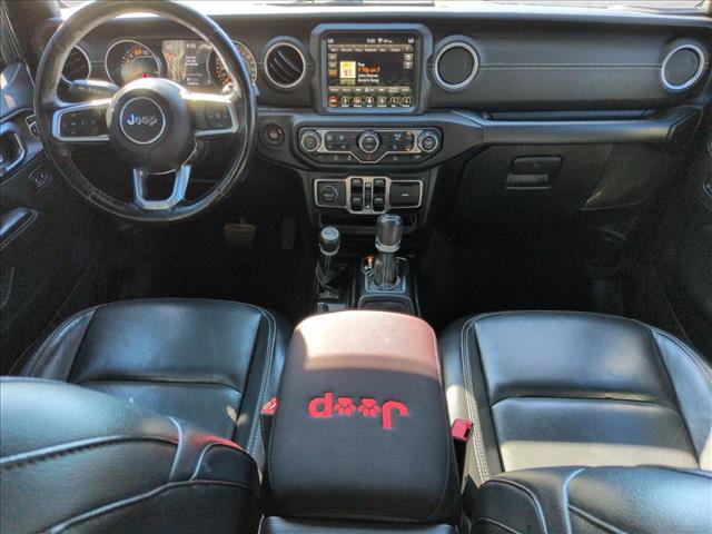 Used 2018 Jeep Wrangler Unlimited Sahara AWD/4WD image 17