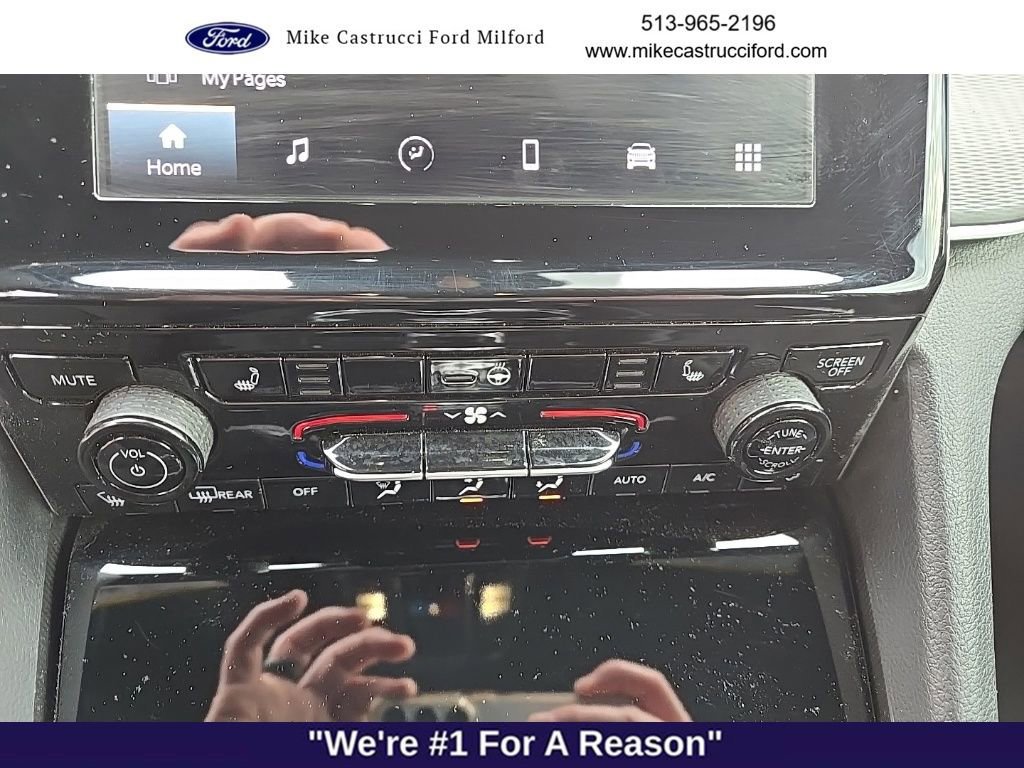 Used 2024 Jeep Grand Cherokee L Altitude image 10