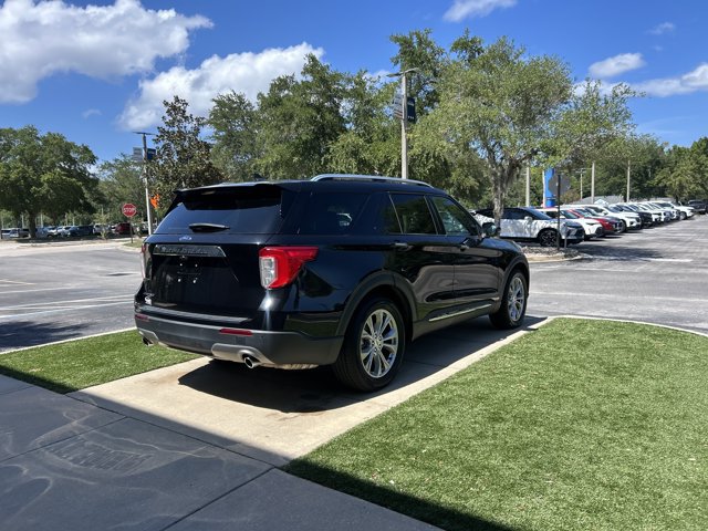 Certified 2022 Ford Explorer Limited w/ Equipment Group 301A RWD image 6