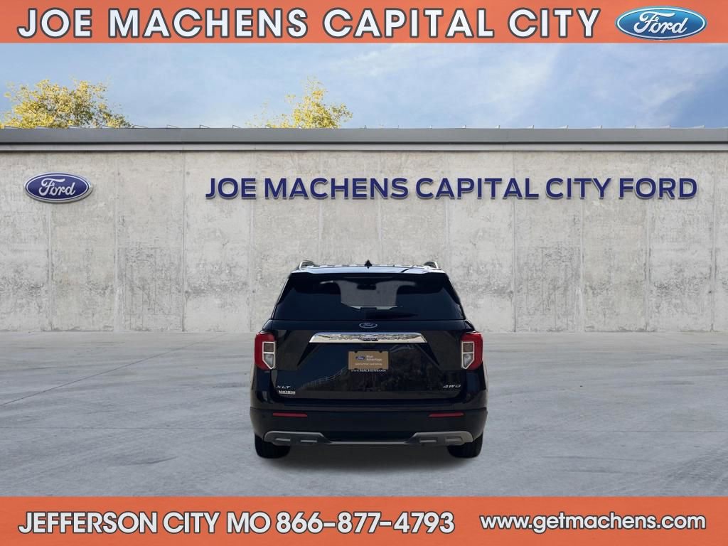 Certified 2023 Ford Explorer XLT w/ Equipment Group 202A image 4