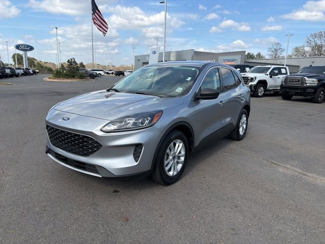 Certified 2022 Ford Escape SE w/ Convenience Package FWD image 3