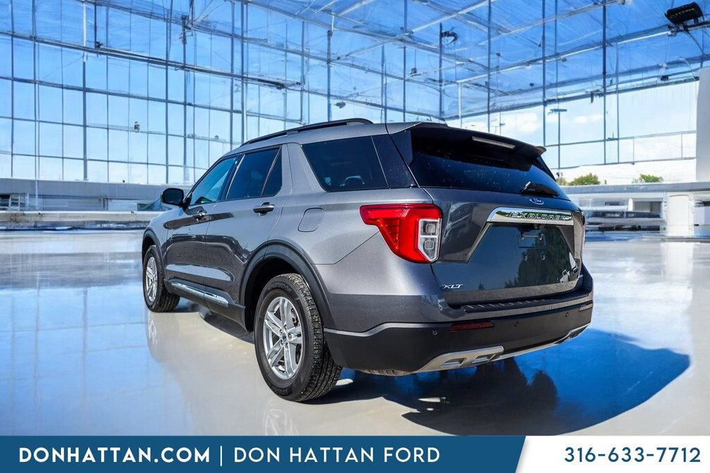 Certified 2022 Ford Explorer XLT w/ Equipment Group 202A AWD/4WD image 32