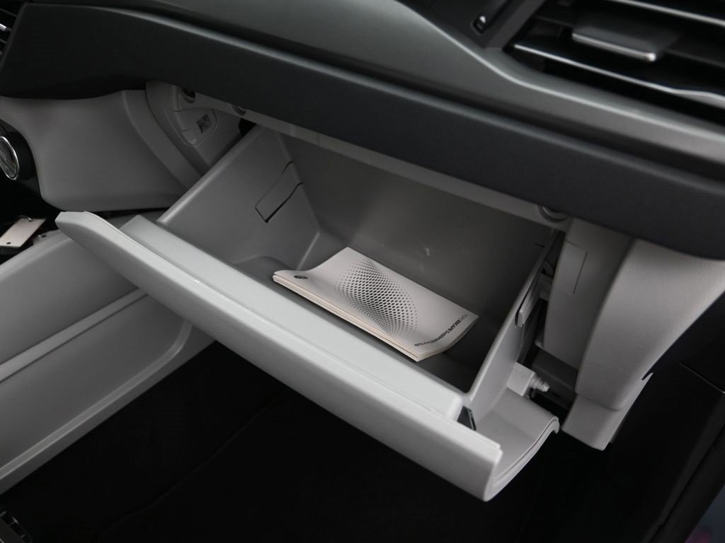 Certified 2025 Ford Escape Active image 46