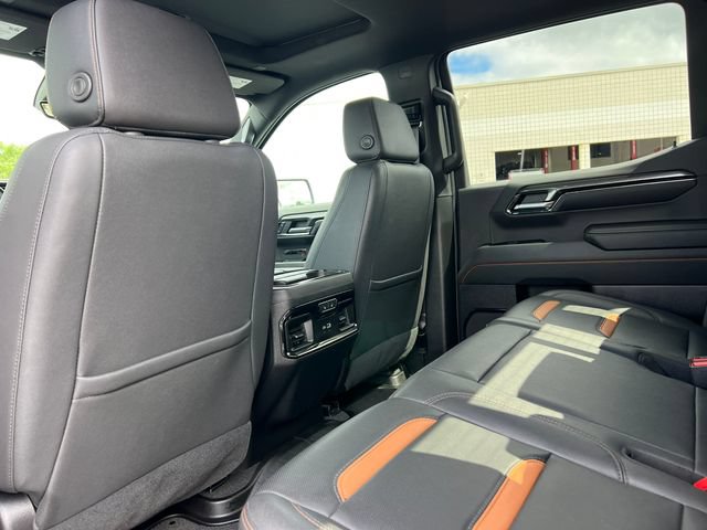 Used 2023 GMC Sierra 1500 AT4 w/ AT4 Premium Package AWD/4WD image 47