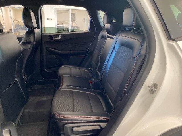 Certified 2025 Ford Escape ST-Line Select w/ Tech Pack #1 AWD/4WD image 10