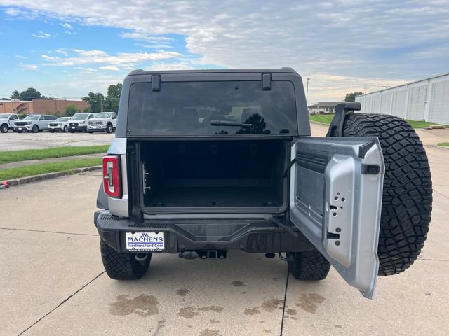 Certified 2023 Ford Bronco Badlands w/ Sasquatch Package AWD/4WD image 8