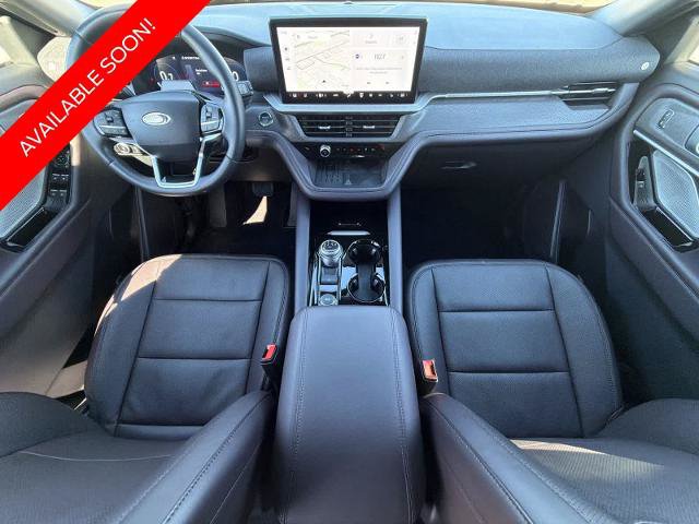 Certified 2025 Ford Explorer Platinum w/ Ultimate Package AWD/4WD image 15