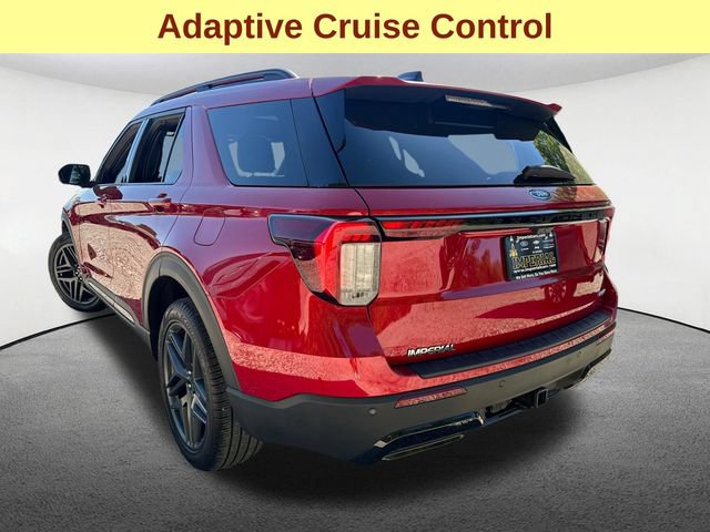 Certified 2025 Ford Explorer ST-Line w/ Premium Package AWD/4WD image 11