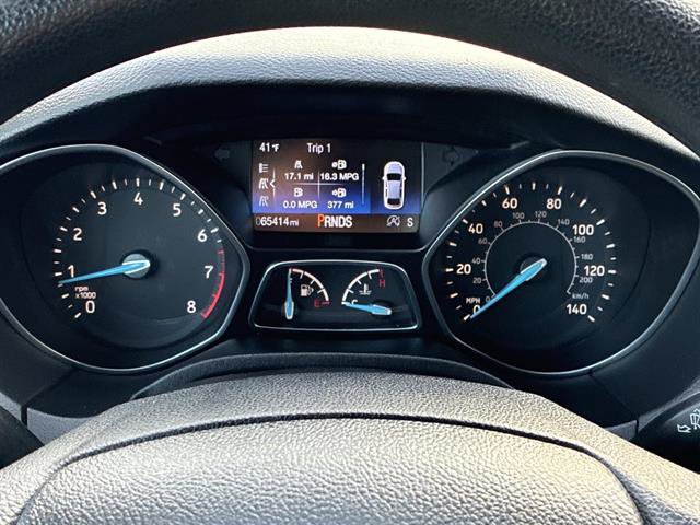 Certified 2018 Ford Focus SE w/ SE Appearance Package image 23