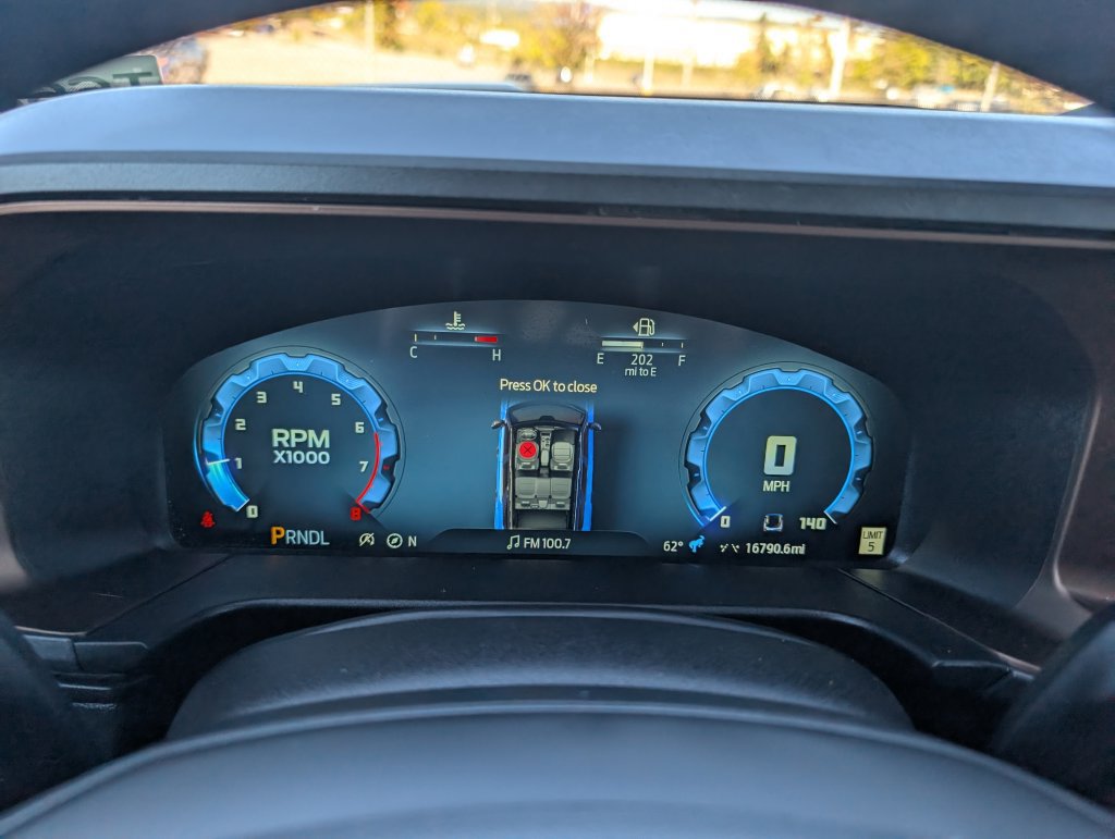 Certified 2025 Ford Bronco Sport Outer Banks w/ Outer Banks Tech Package+ AWD/4WD image 17
