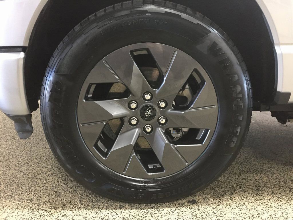 Certified 2023 Ford F150 Lightning Lariat AWD/4WD image 8