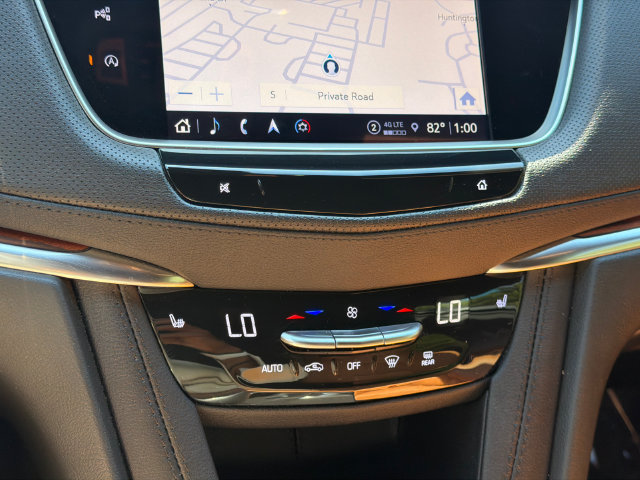 Used 2024 Cadillac XT5 Premium Luxury w/ Technology Package FWD image 28