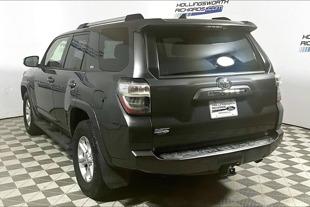 Used 2019 Toyota 4Runner SR5 RWD image 8