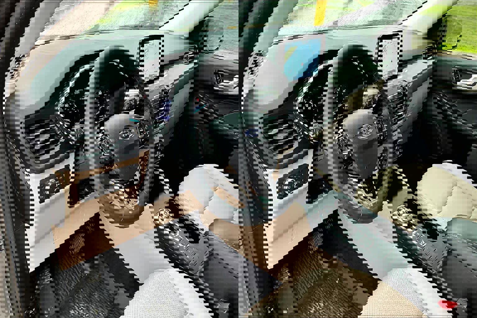 Certified 2022 Ford Escape SEL w/ Class II Trailer Tow Package image 18