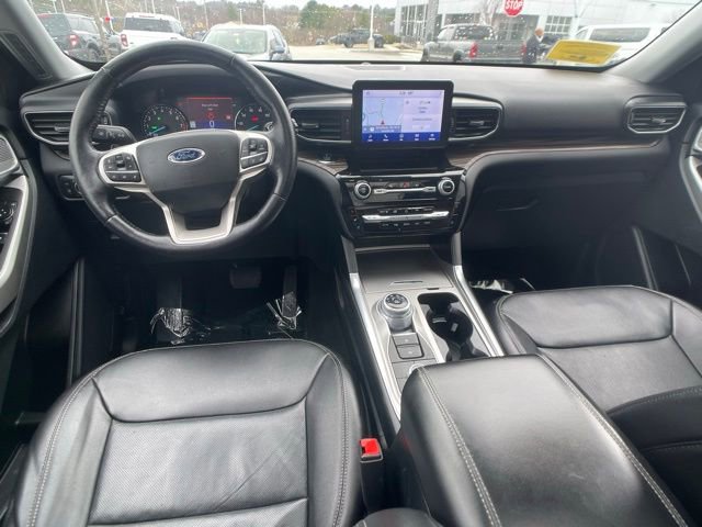 Certified 2021 Ford Explorer Limited w/ Hybrid Equipment Group 310A AWD/4WD image 17