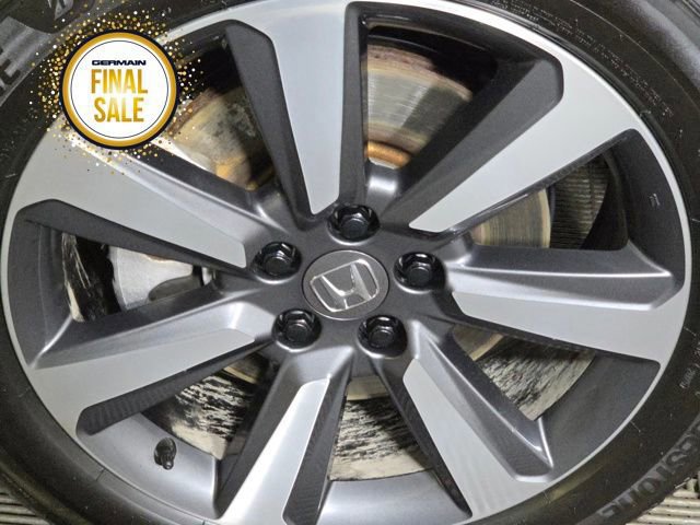 Used 2025 Honda Pilot Touring image 10