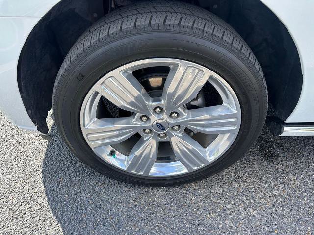 Certified 2023 Ford Expedition Max Platinum image 2