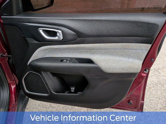 Used 2022 Jeep Compass Latitude w/ Convenience Group FWD image 23