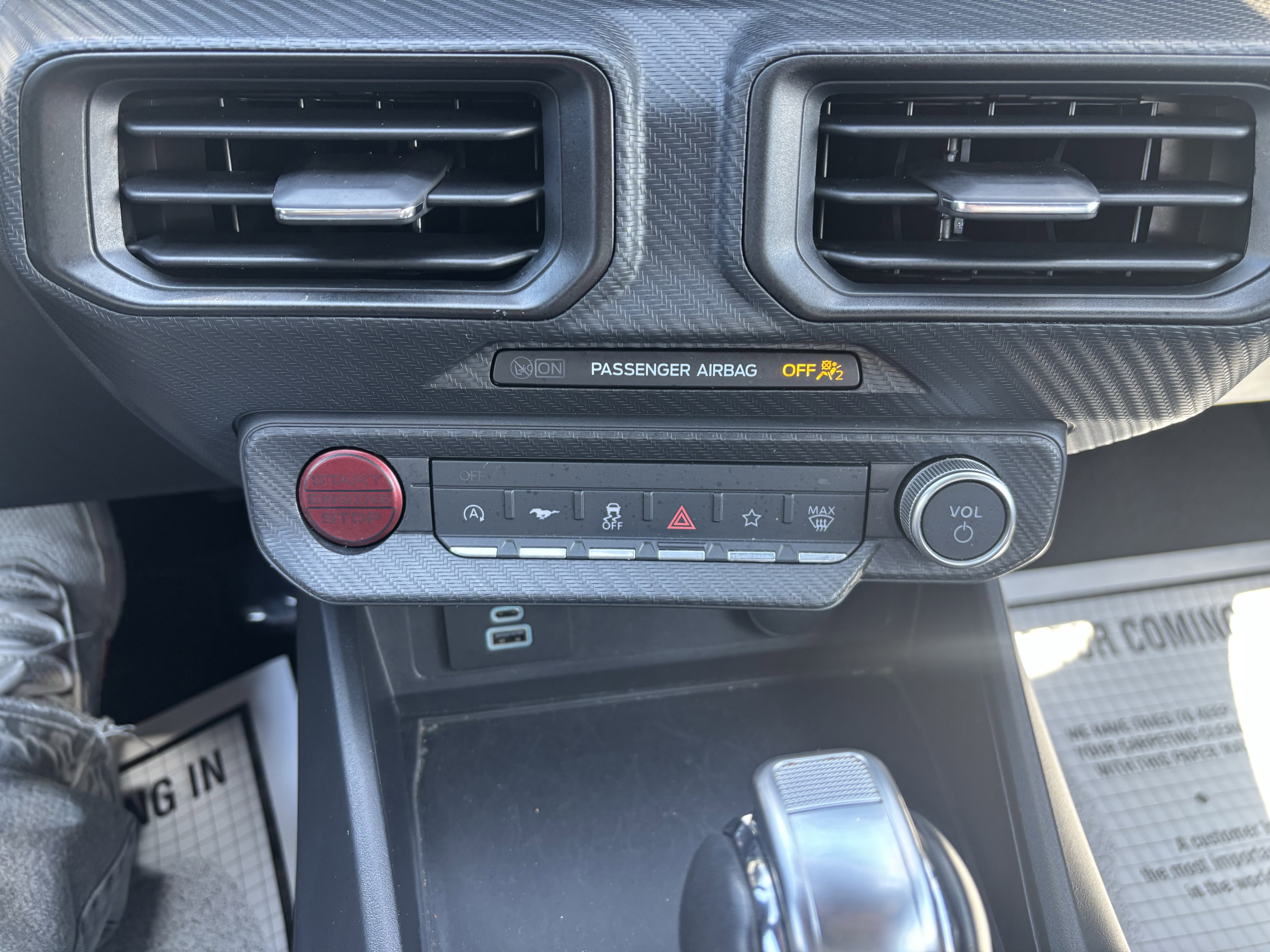 Certified 2024 Ford Mustang Coupe image 28