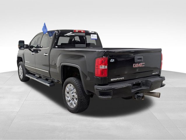 Used 2018 GMC Sierra 2500 Denali w/ Duramax Plus Package AWD/4WD image 22