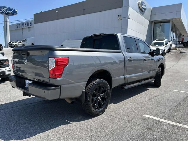 Used 2018 Nissan Titan SV w/ SV Convenience Package AWD/4WD image 3