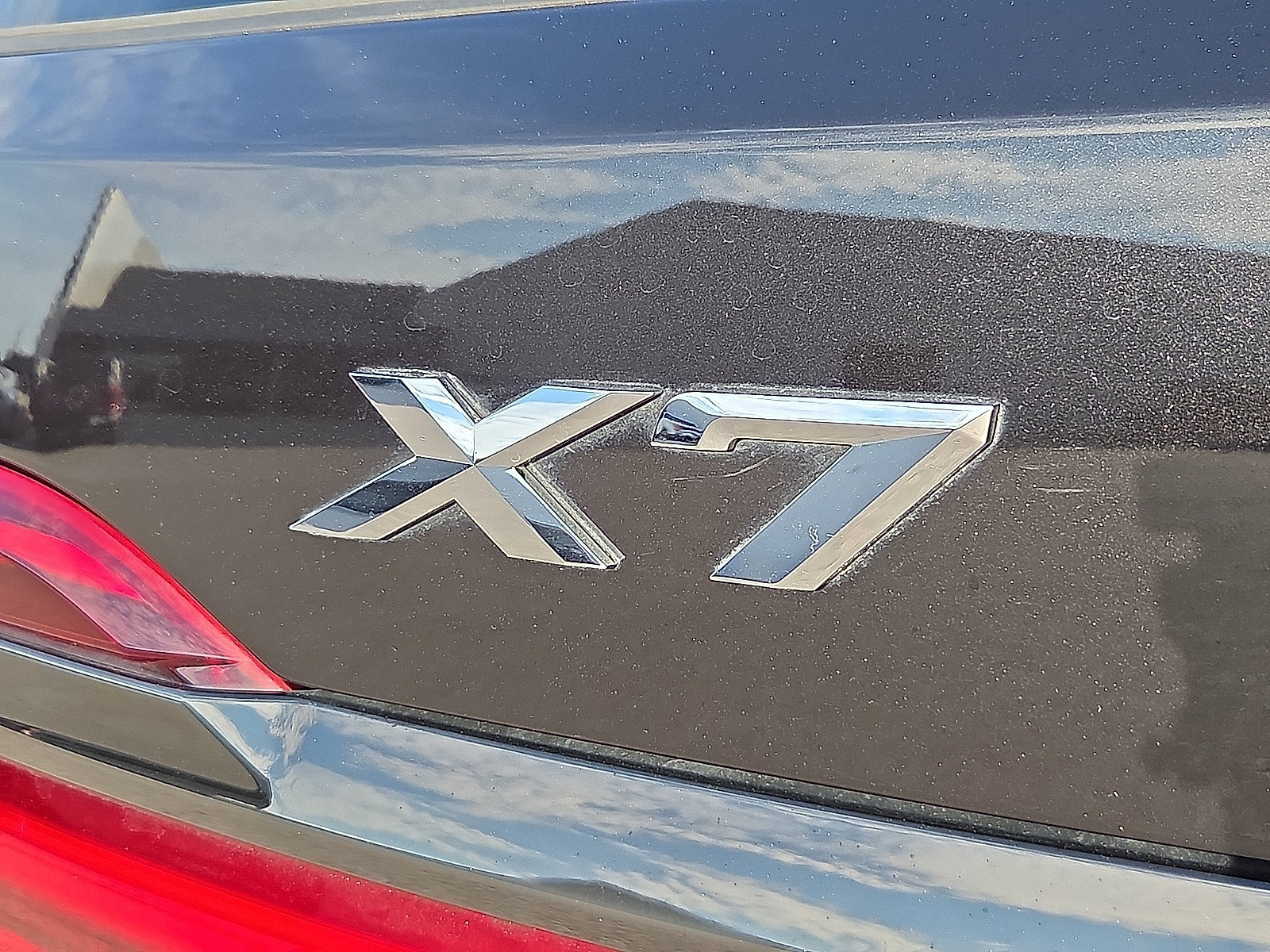 Used 2020 BMW X7 xDrive40i w/ M Sport Package AWD/4WD image 9
