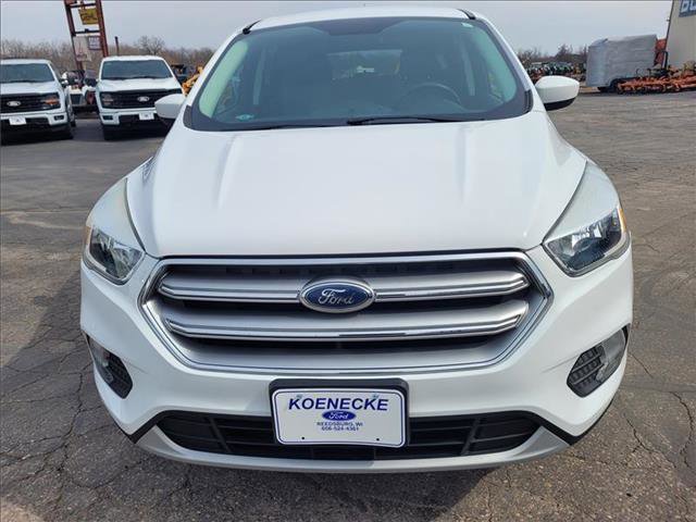 Certified 2017 Ford Escape SE image 3