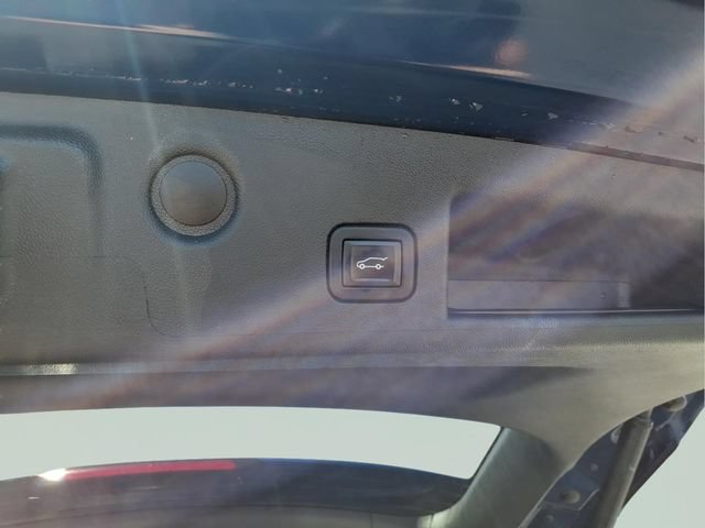 Used 2022 Chevrolet Equinox LT FWD image 12
