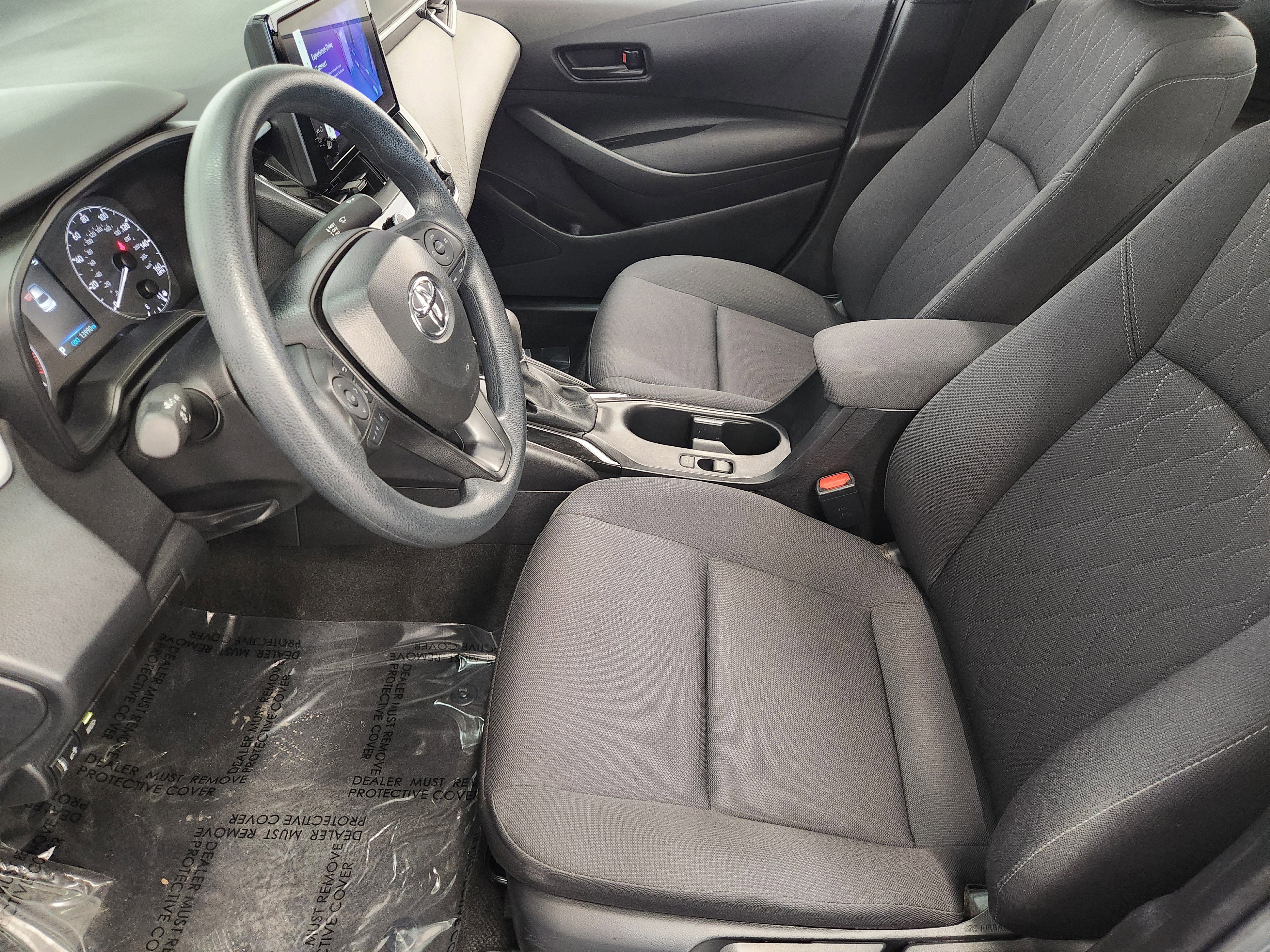 Used 2025 Toyota Corolla LE image 14