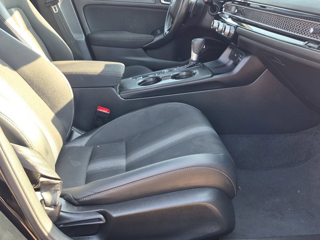 Used 2024 Honda Civic Sport image 9