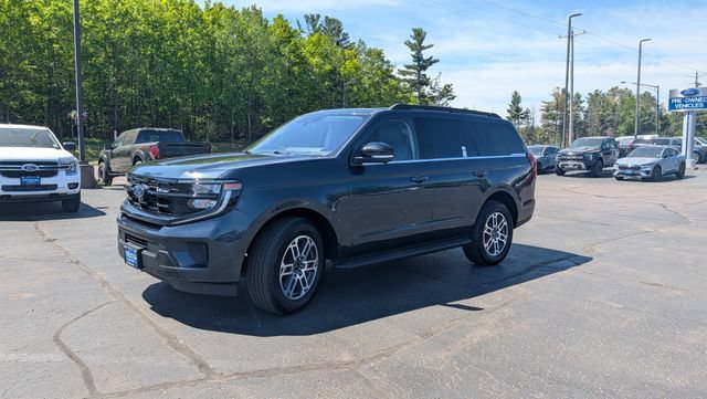 Certified 2025 Ford Expedition Active RWD image 3
