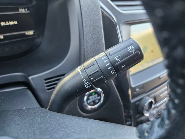 Certified 2018 Ford Explorer XLT w/ Equipment Group 202A AWD/4WD image 21