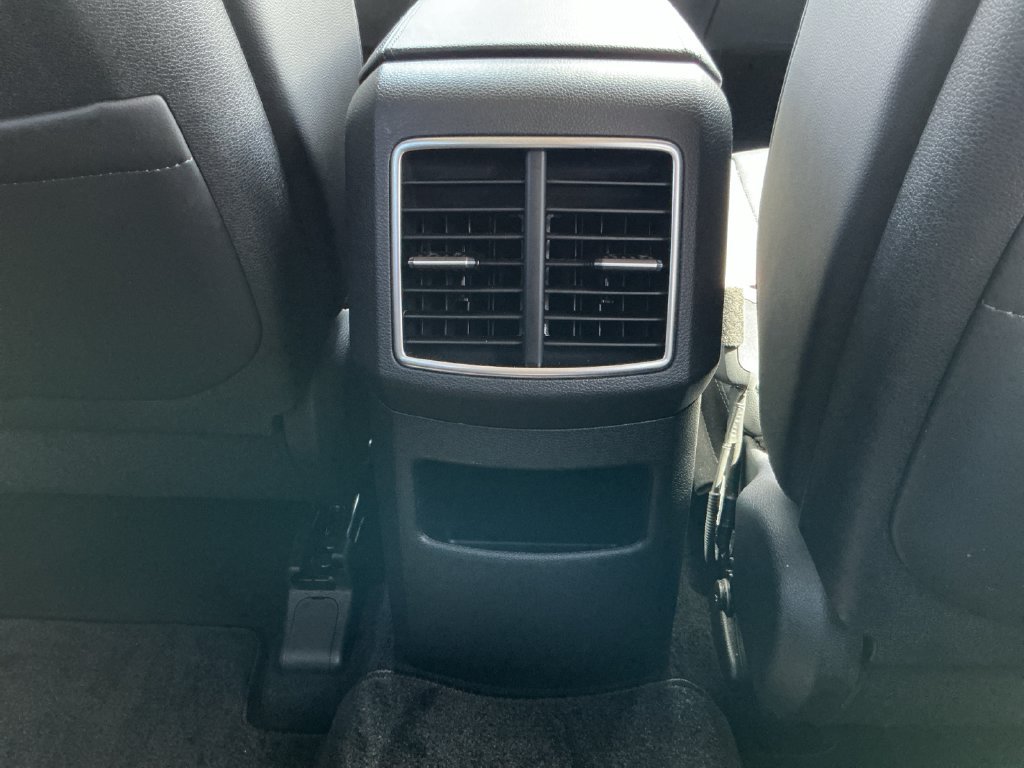 Used 2024 Kia Sportage EX FWD image 30