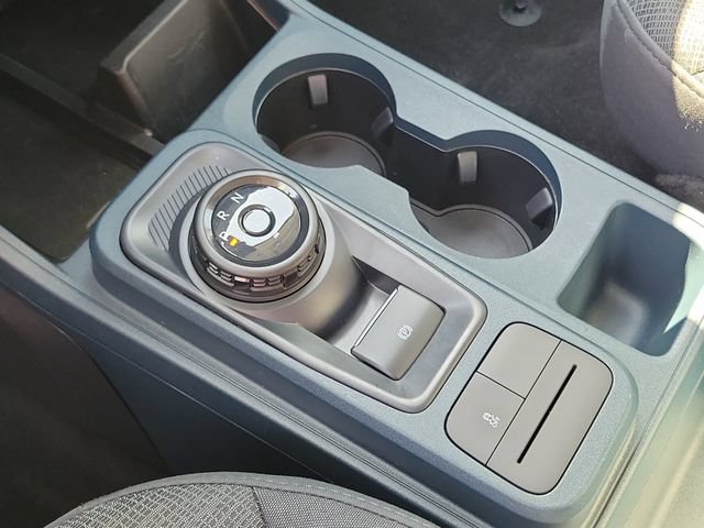 Certified 2025 Ford Maverick XL FWD image 11