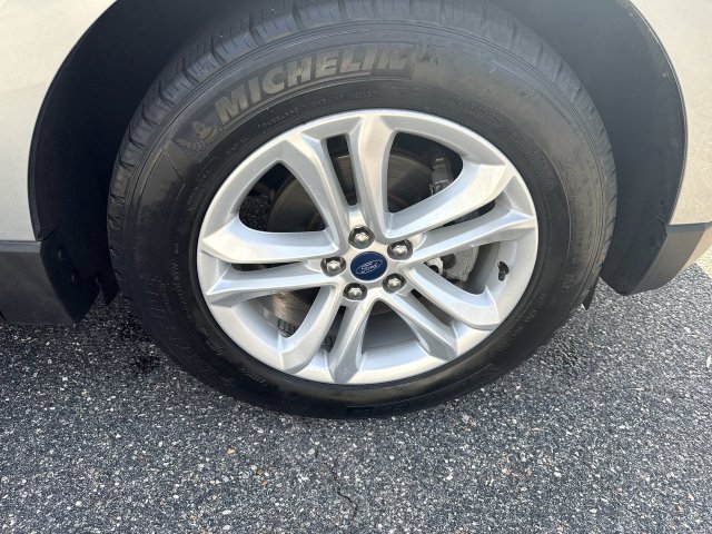 Certified 2020 Ford Edge SEL w/ Convenience Package FWD image 19