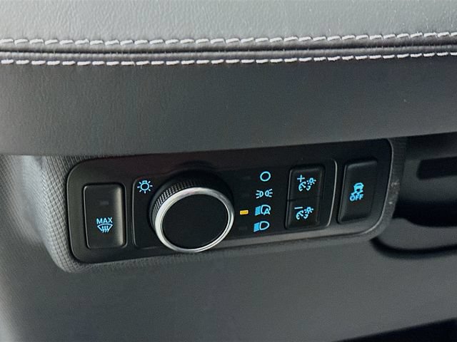 Certified 2025 Ford Mustang Mach-E Select w/ Comfort Package Lite AWD/4WD image 16
